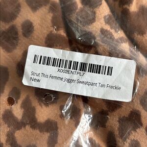 Strut This Femme Jogger Sweatpant